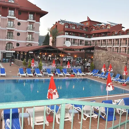 Club Chicago 3* Marmaris