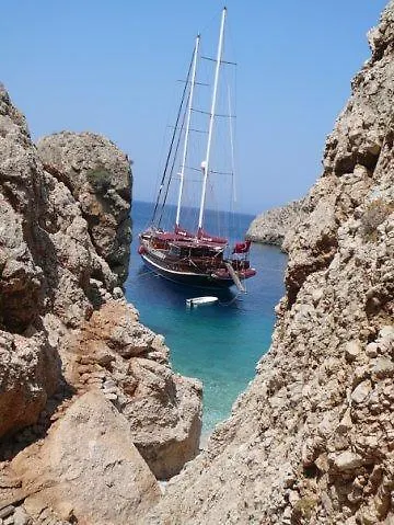 Club Chicago 酒店 3*