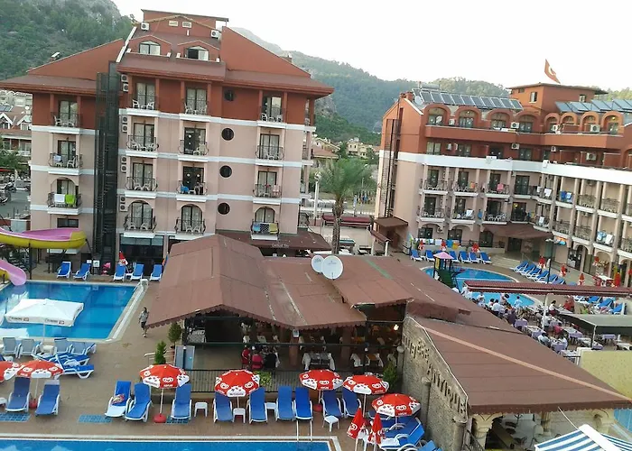 Club Chicago Отель 3*