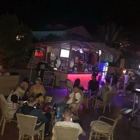 Club Chicago Hotel 3*