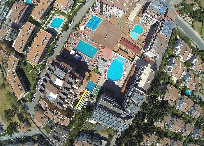 ホテル Club Chicago マルマリス