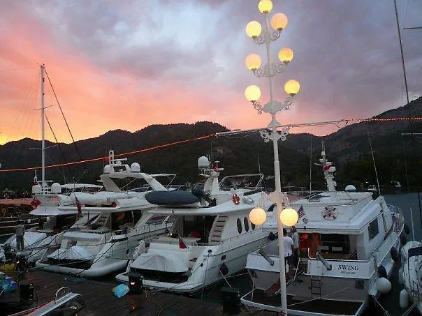 Club Chicago Отель