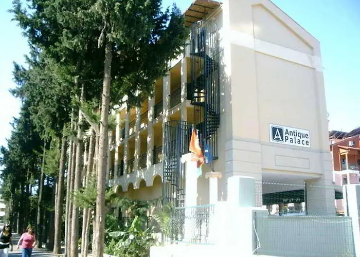 Club Chicago 3* マルマリス