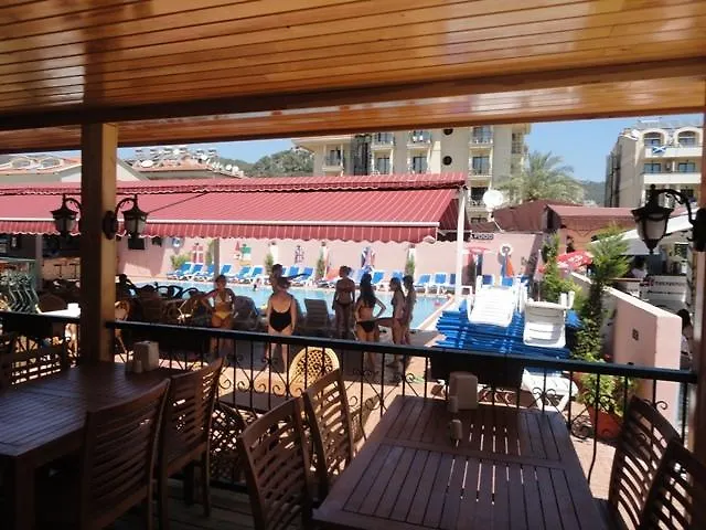 Club Chicago ホテル 3*