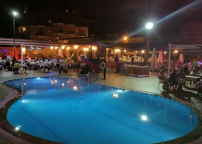 Club Chicago マルマリス