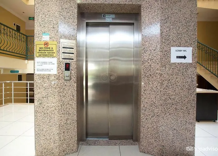 ホテル Club Chicago 3*