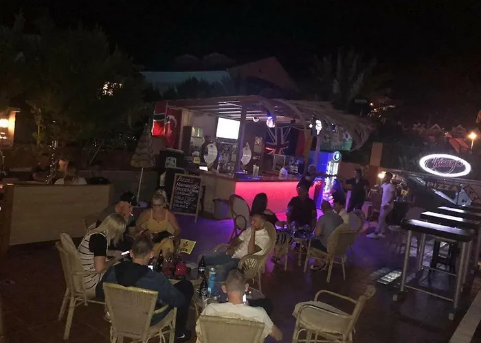 Club Chicago Отель 3*